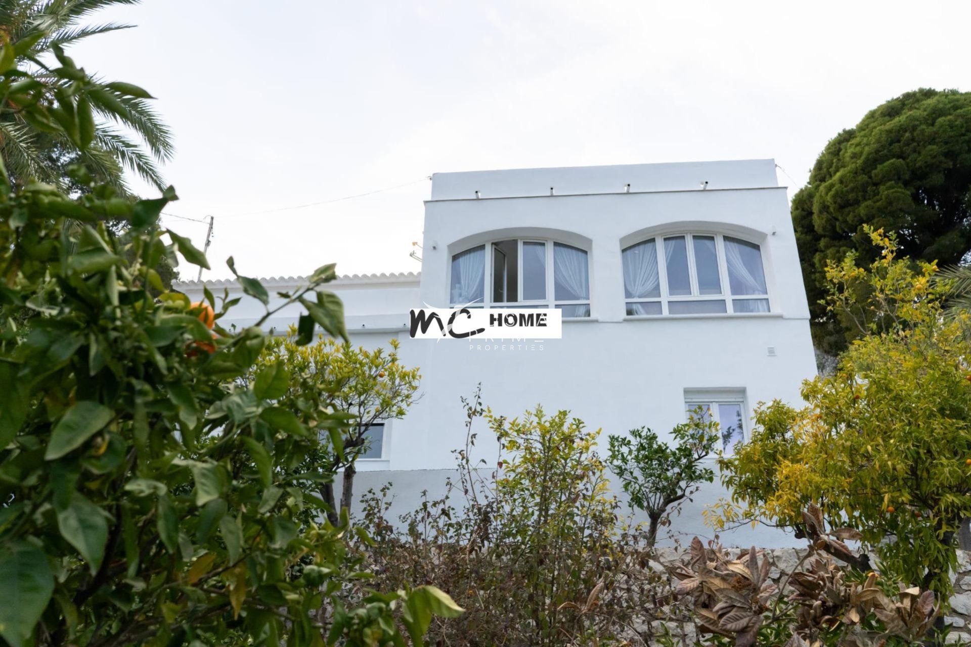 Újraértékesítés - Villa  - Altea