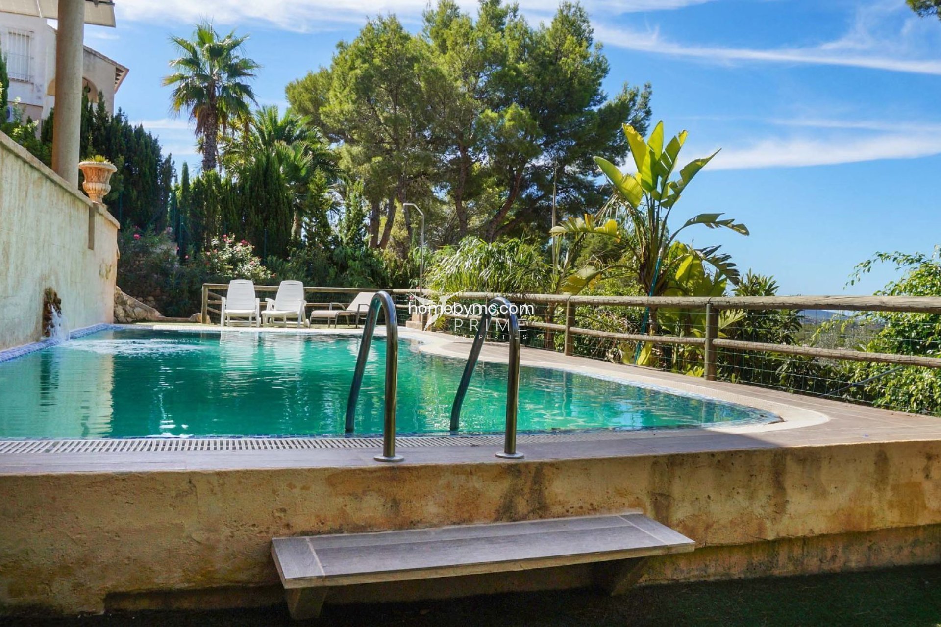 Újraértékesítés - Villa  - Altea