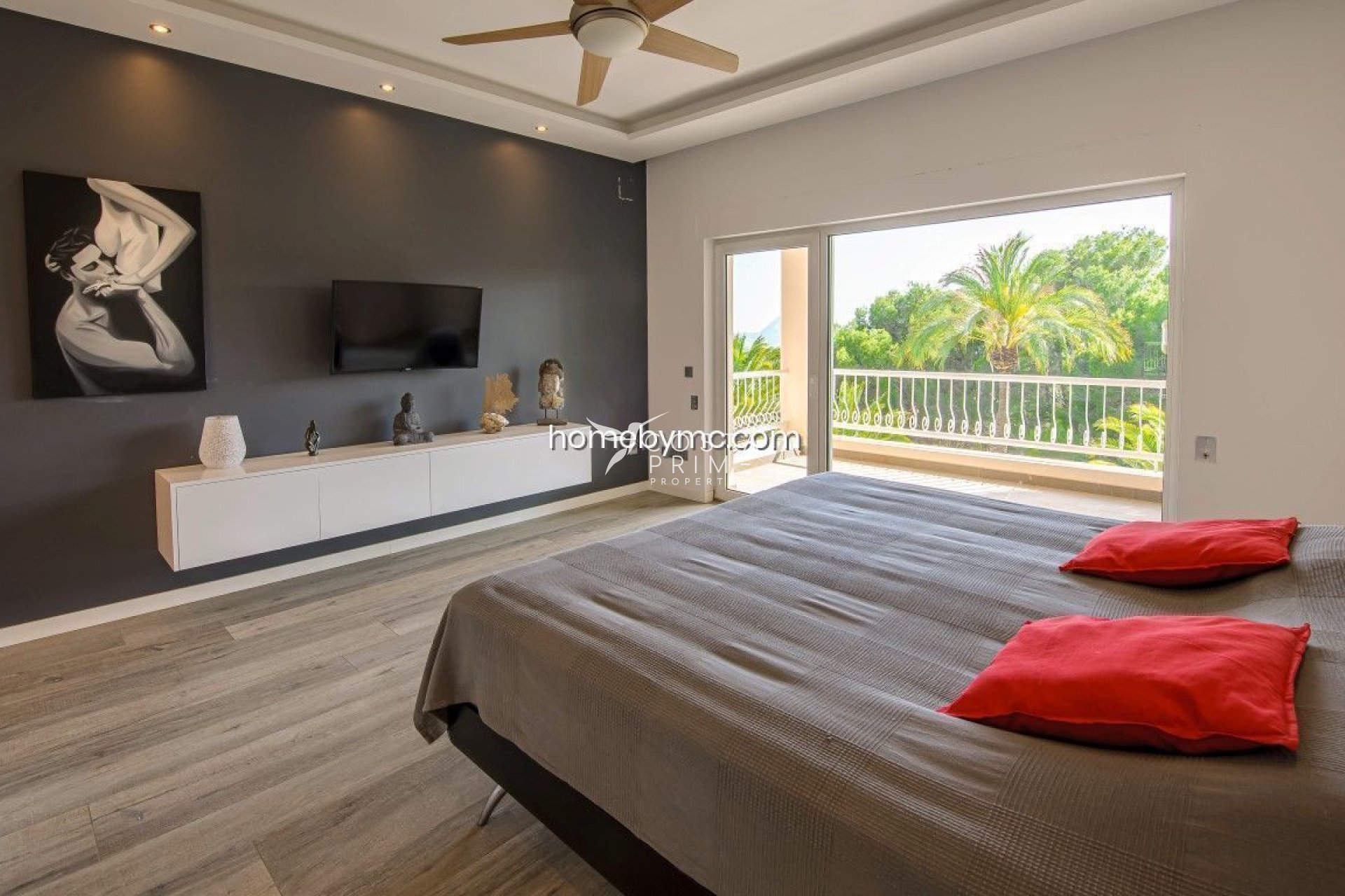 Újraértékesítés - Villa  - Altea