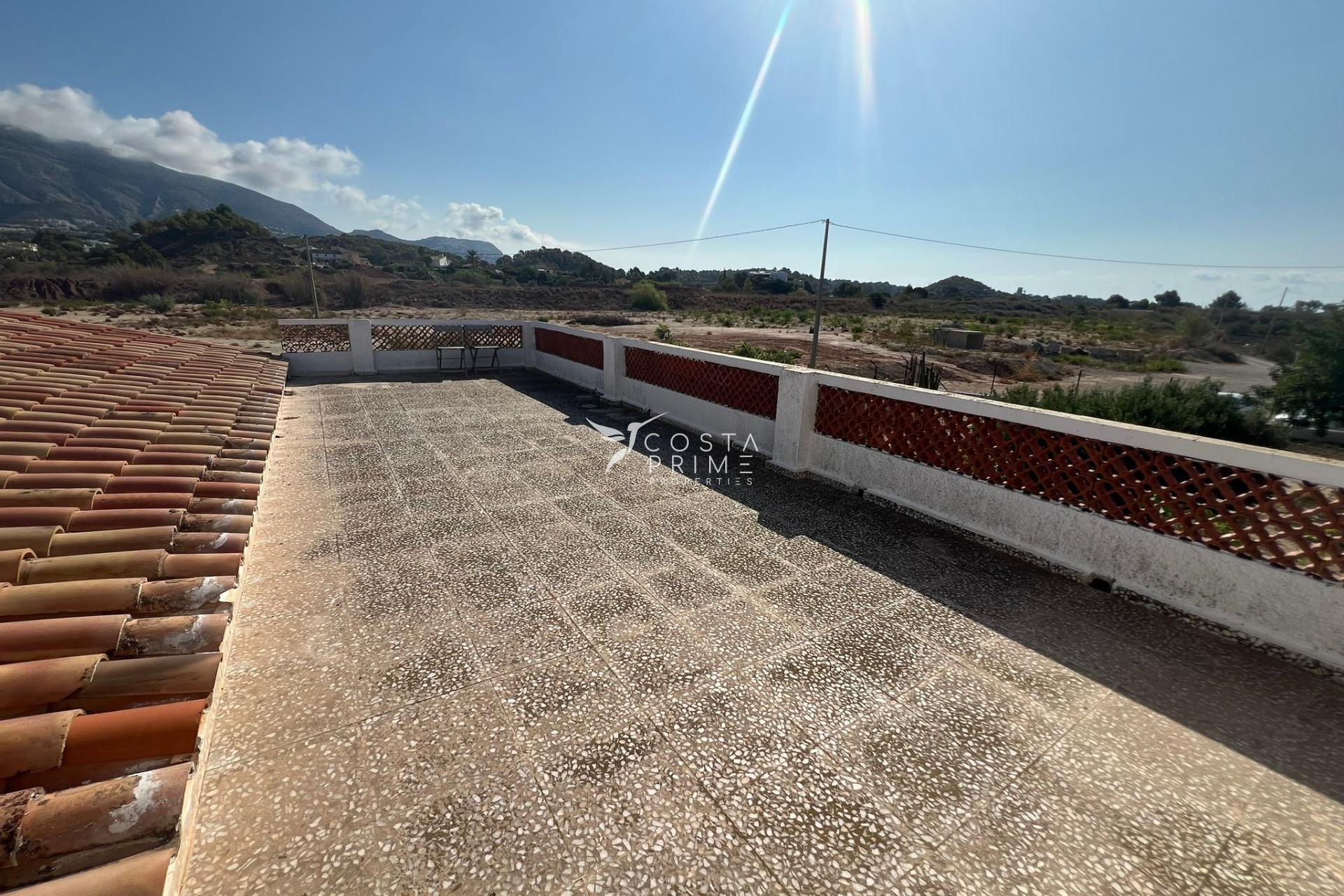 Újraértékesítés - Villa  - Altea