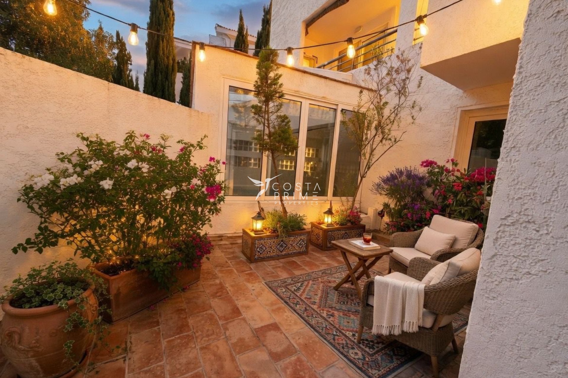 Újraértékesítés - Villa  - Altea