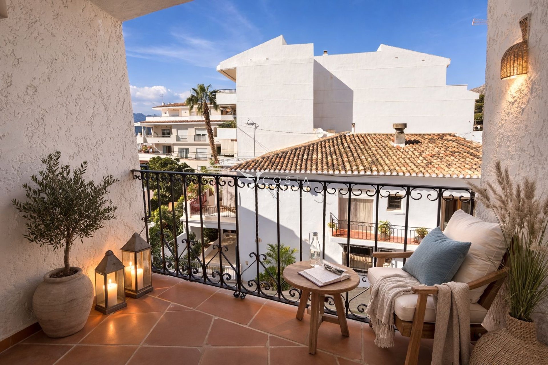 Újraértékesítés - Villa  - Altea