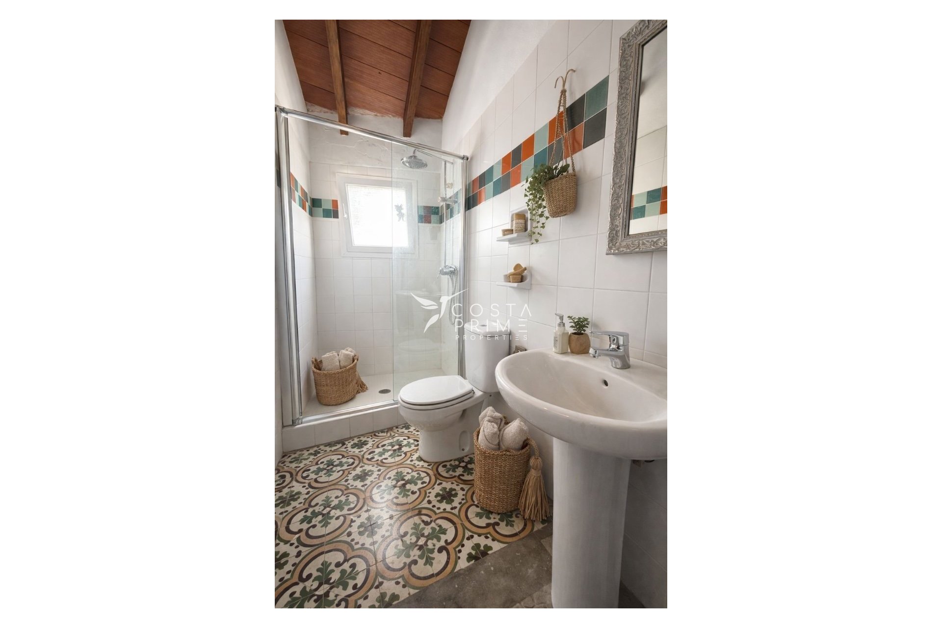 Újraértékesítés - Villa  - Altea