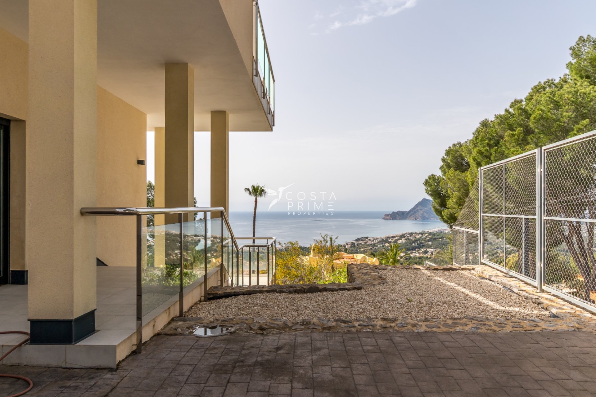 Újraértékesítés - Villa  - Altea