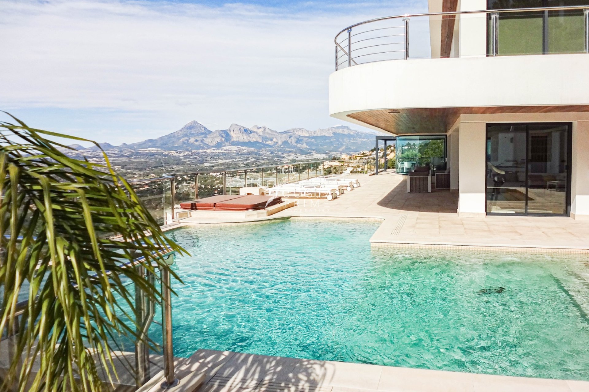 Újraértékesítés - Villa  - Altea