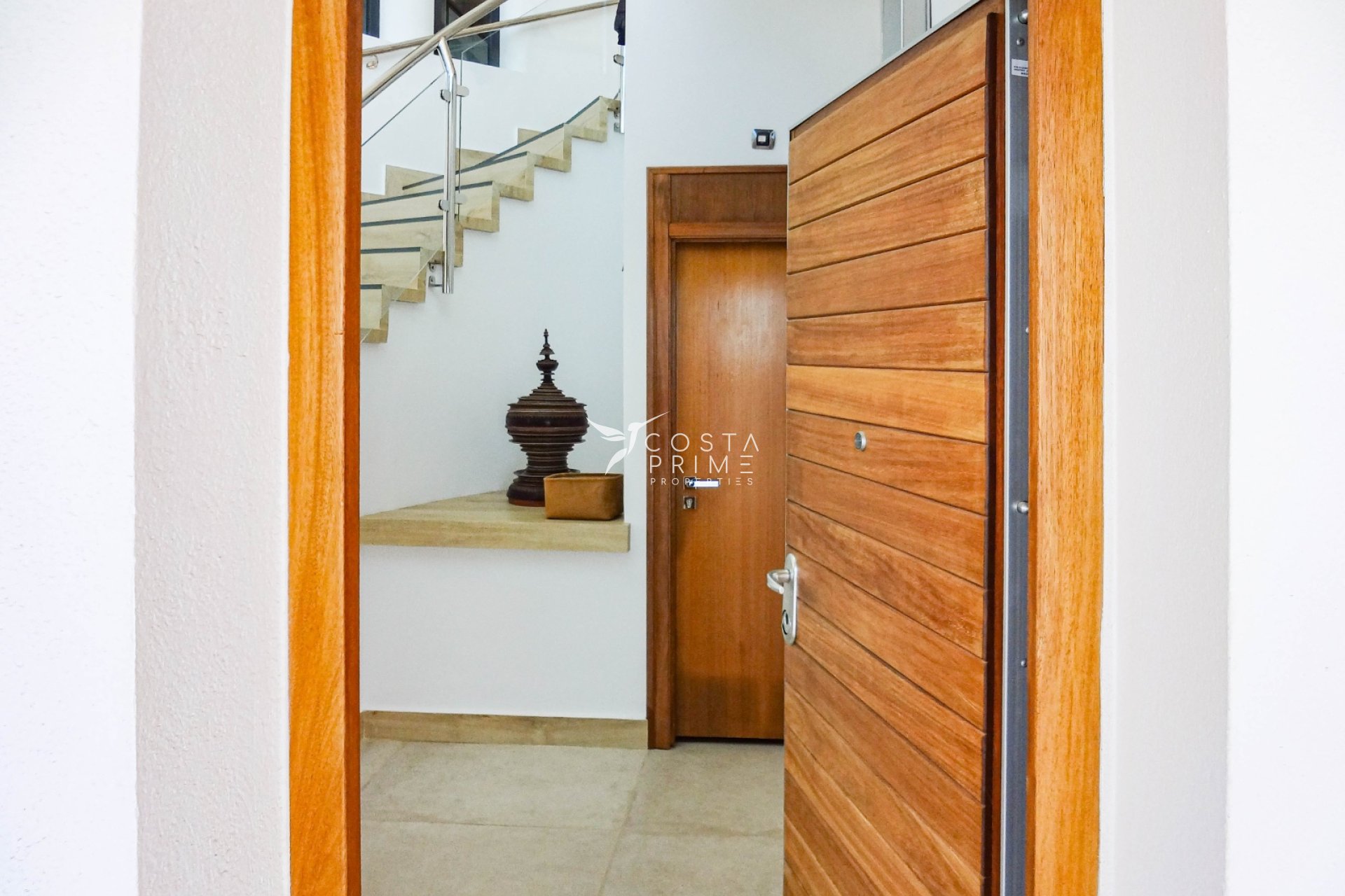 Újraértékesítés - Villa  - Altea