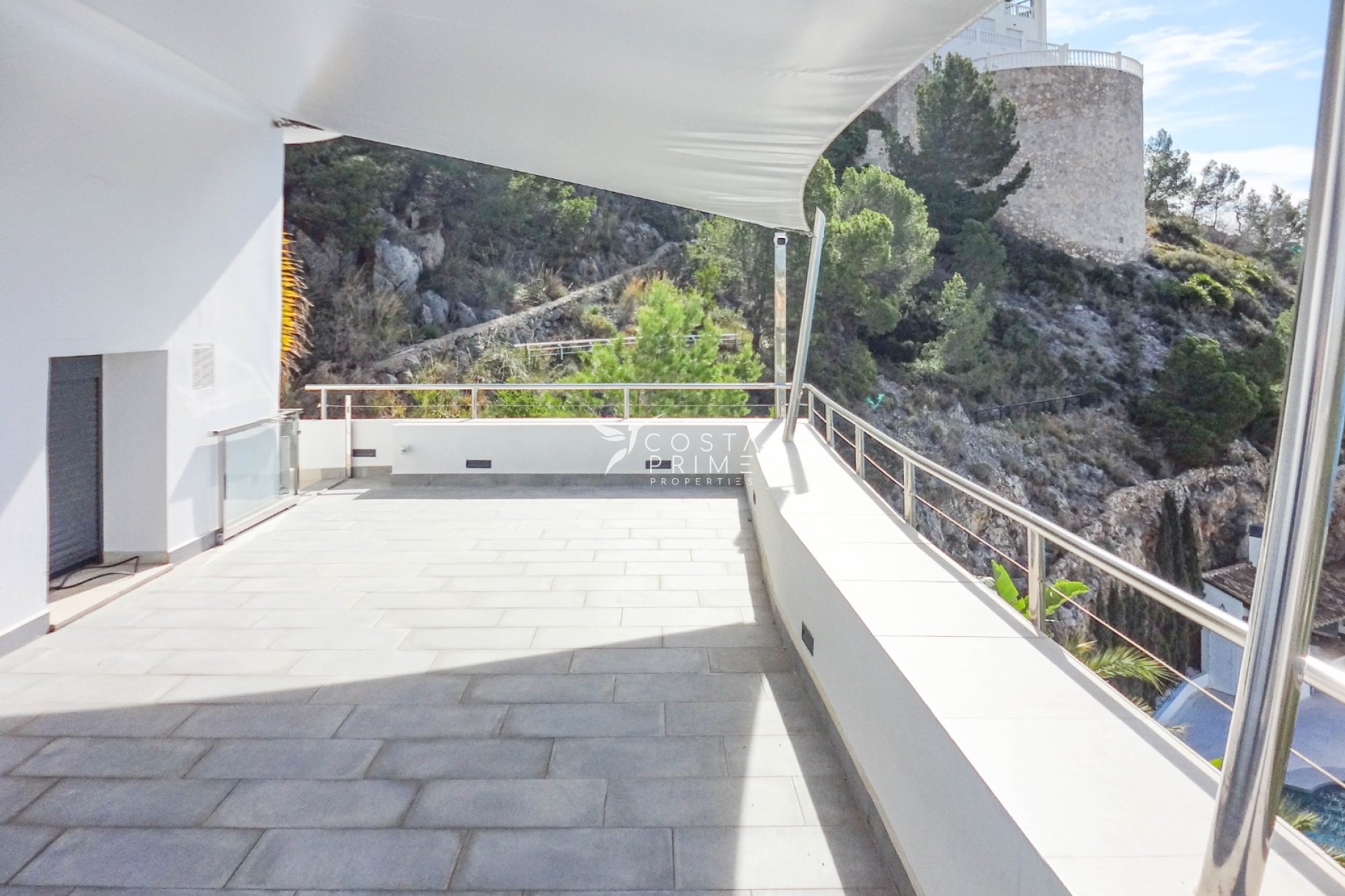 Újraértékesítés - Villa  - Altea