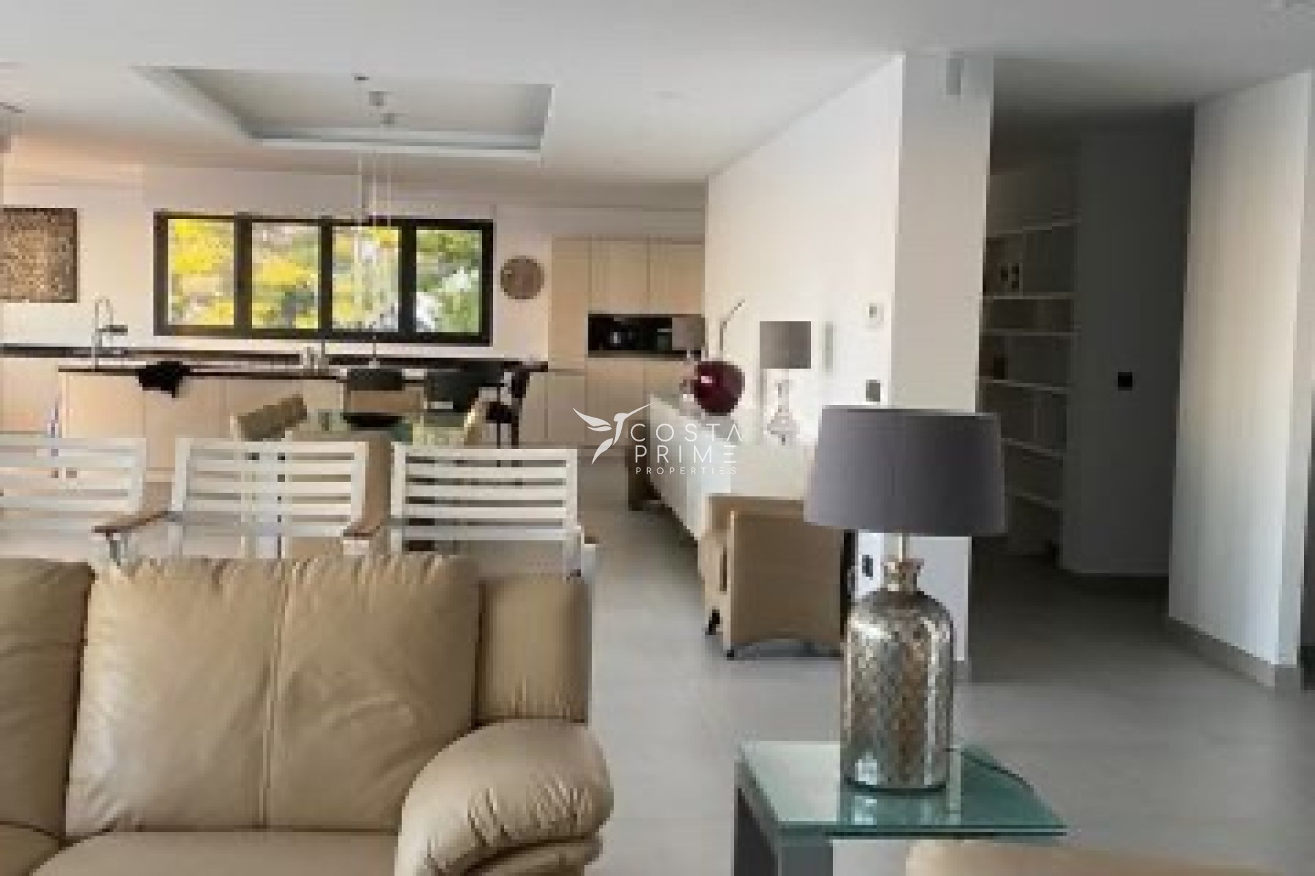 Újraértékesítés - Villa  - Altea