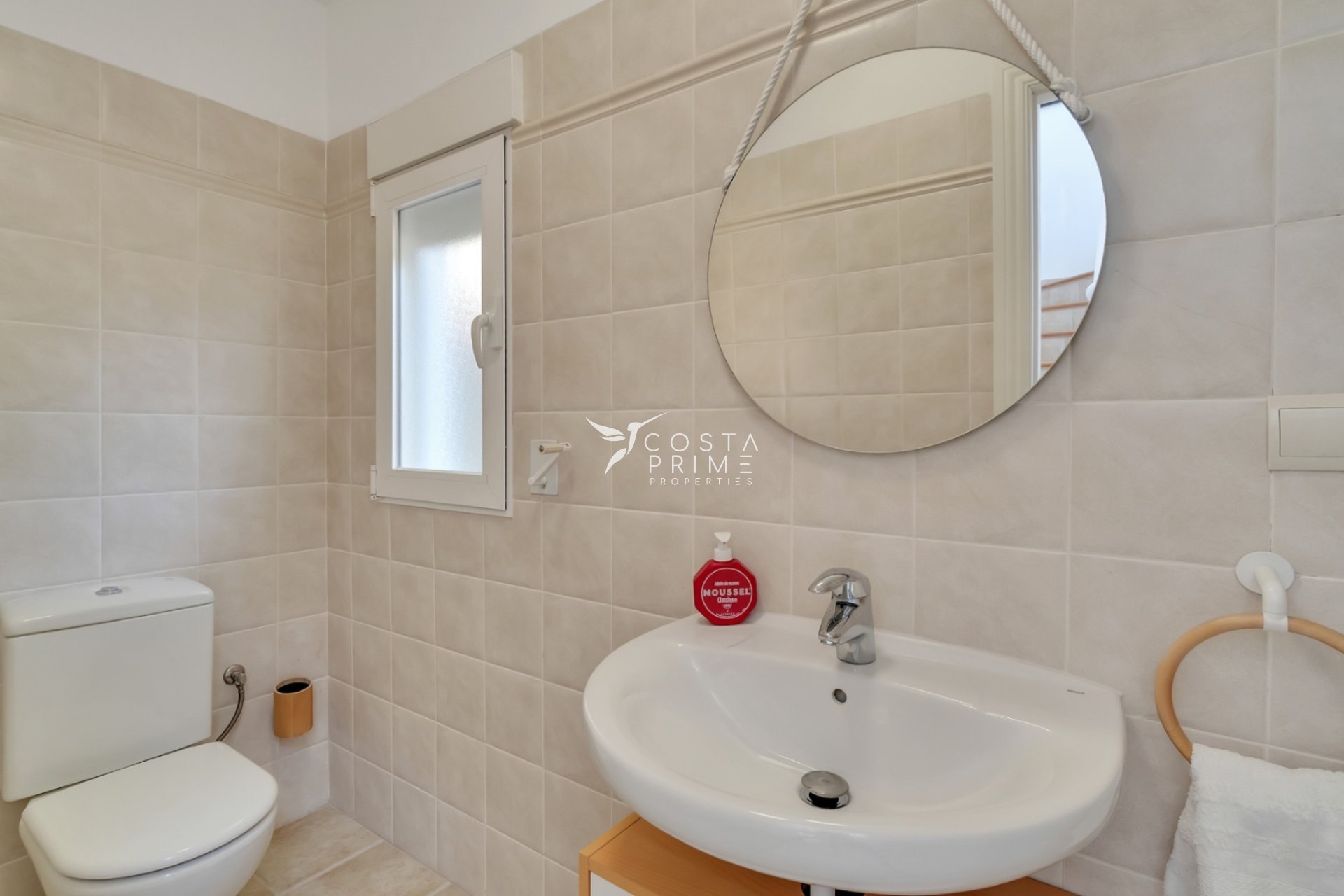 Újraértékesítés - Villa  - Altea