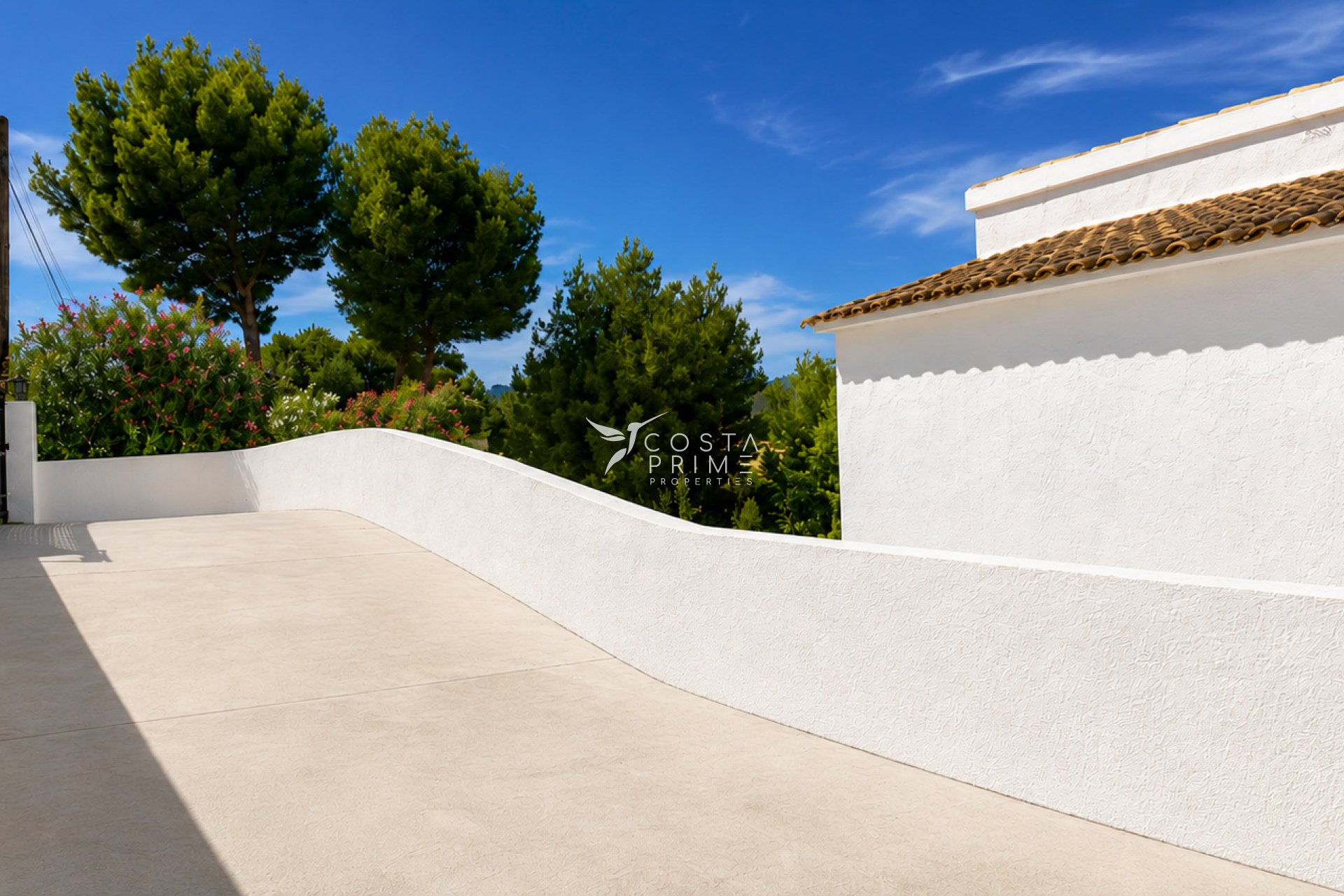 Újraértékesítés - Villa  - Altea