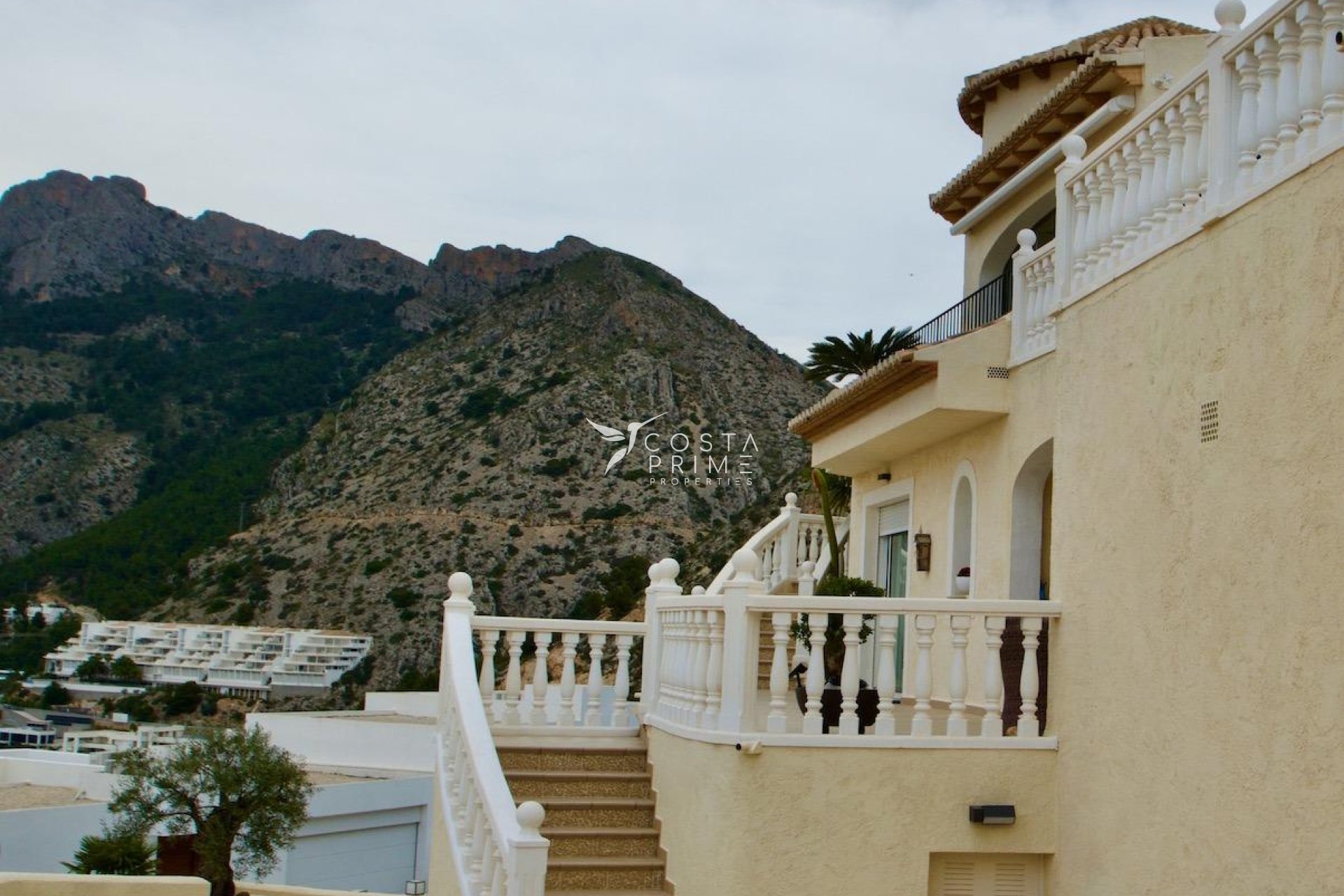 Újraértékesítés - Villa  - Altea