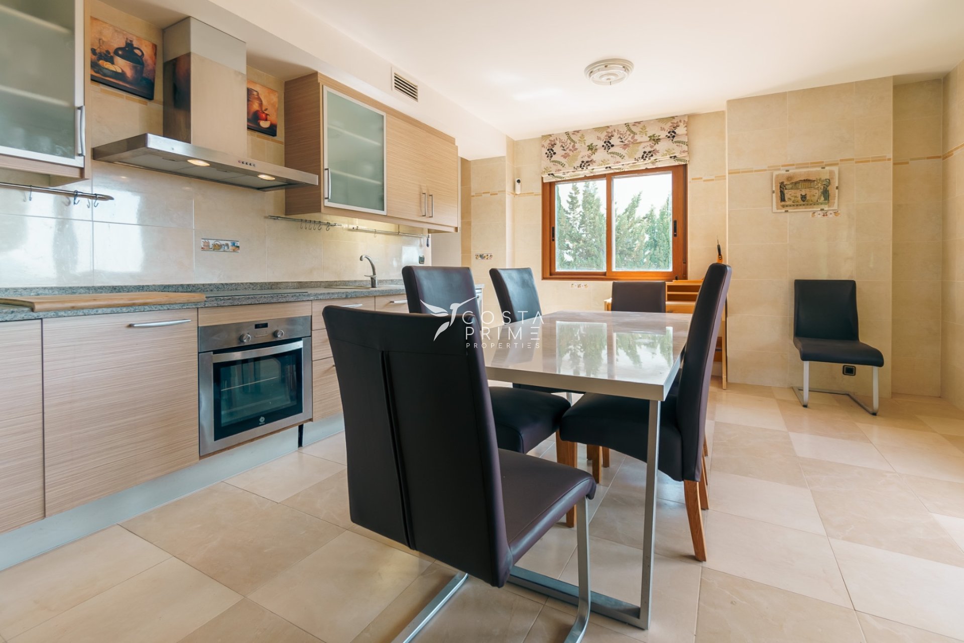 Újraértékesítés - Villa  - Altea