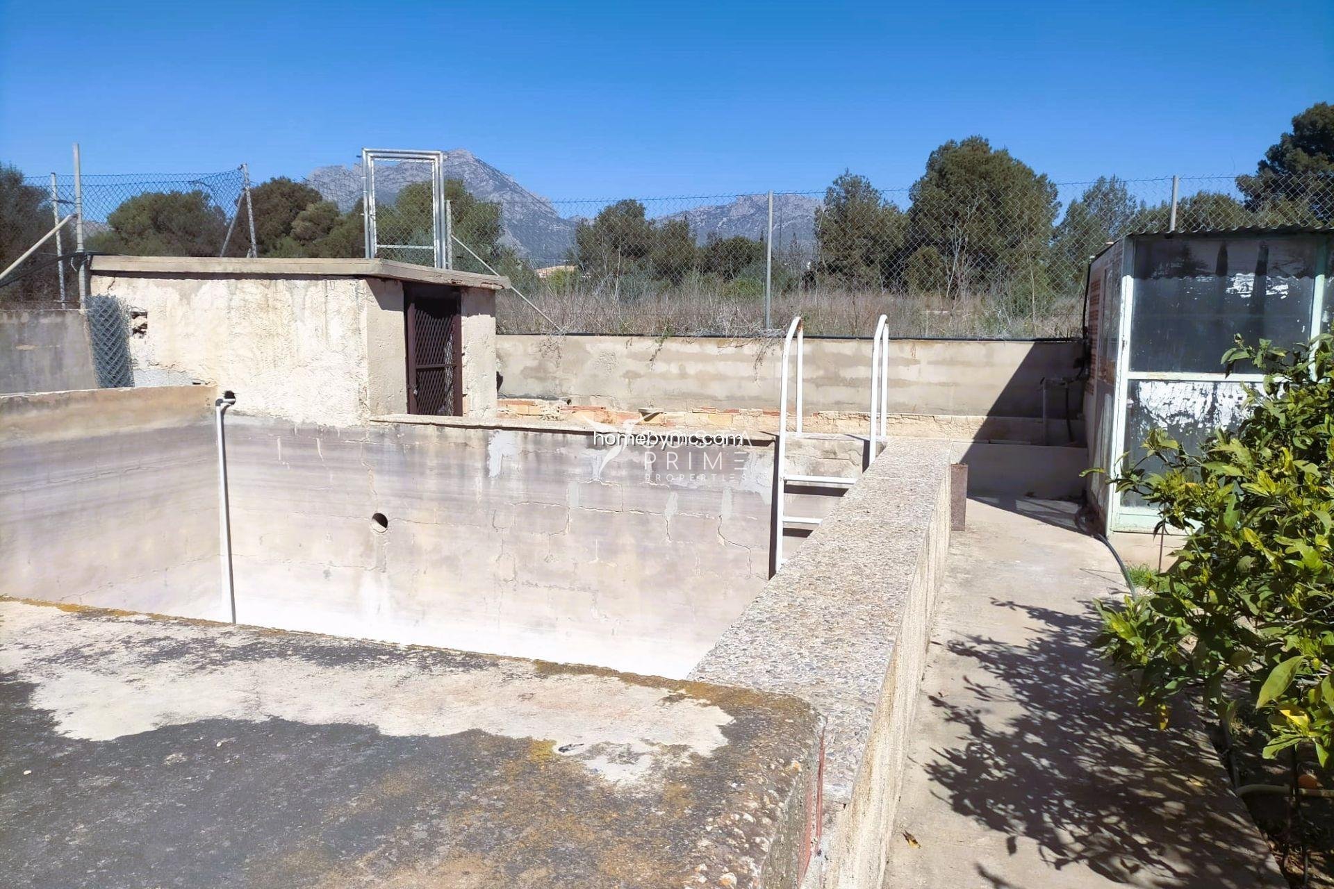 Újraértékesítés - Villa  - Benidorm