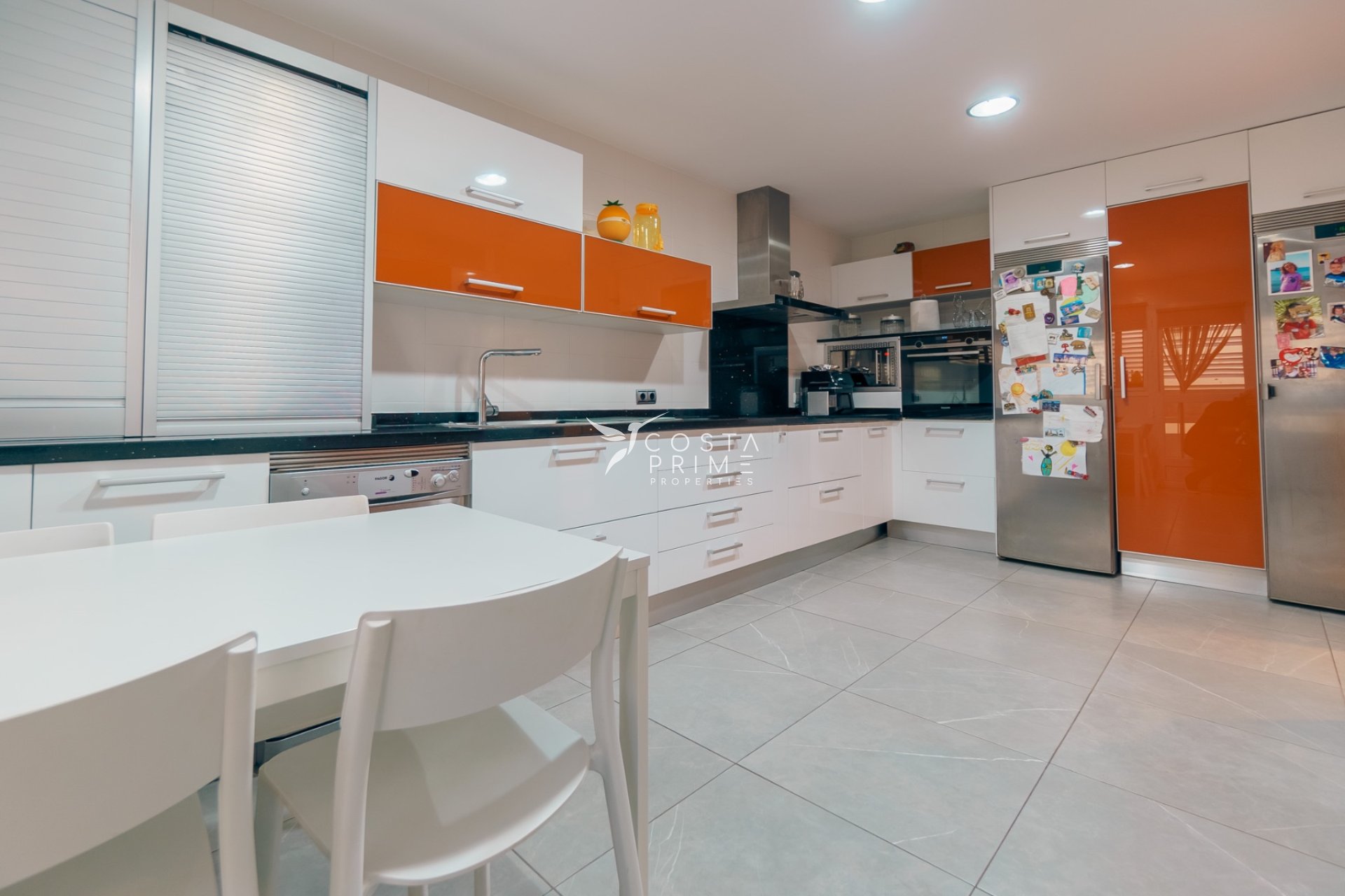 Újraértékesítés - Villa  - Benidorm