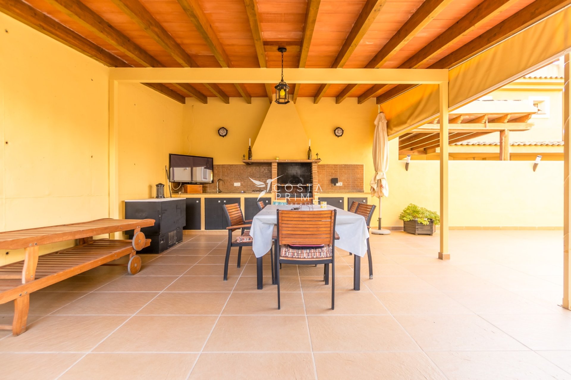 Újraértékesítés - Villa  - Benidorm