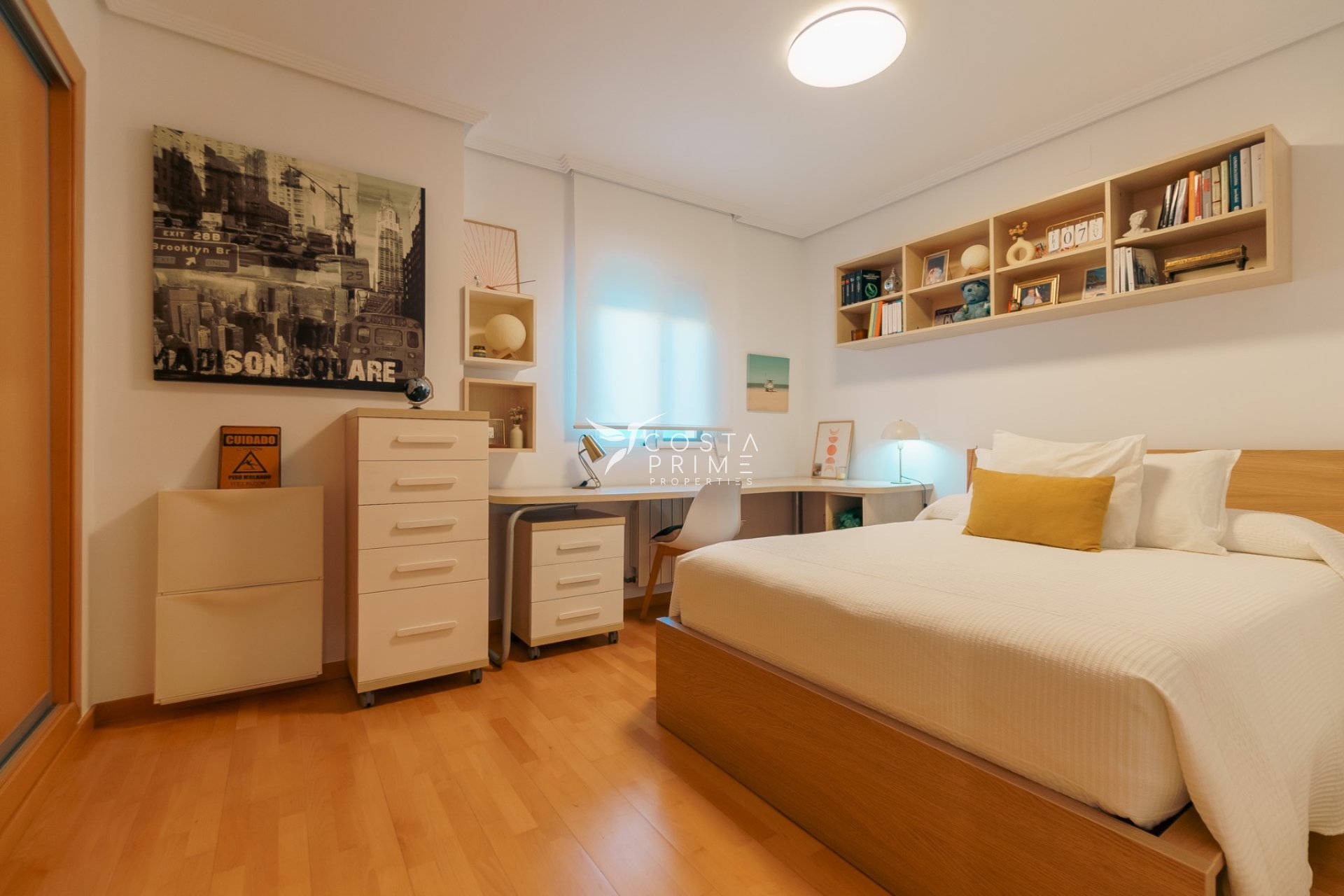 Újraértékesítés - Villa  - Benidorm