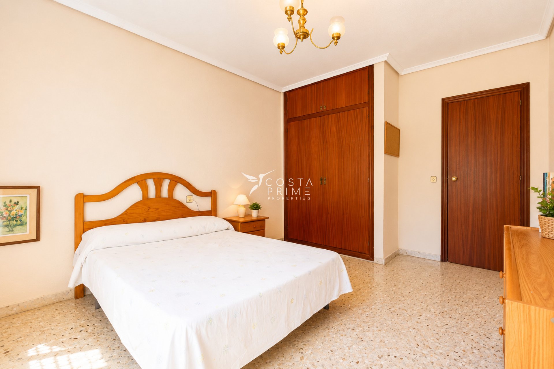 Újraértékesítés - Villa  - Benidorm
