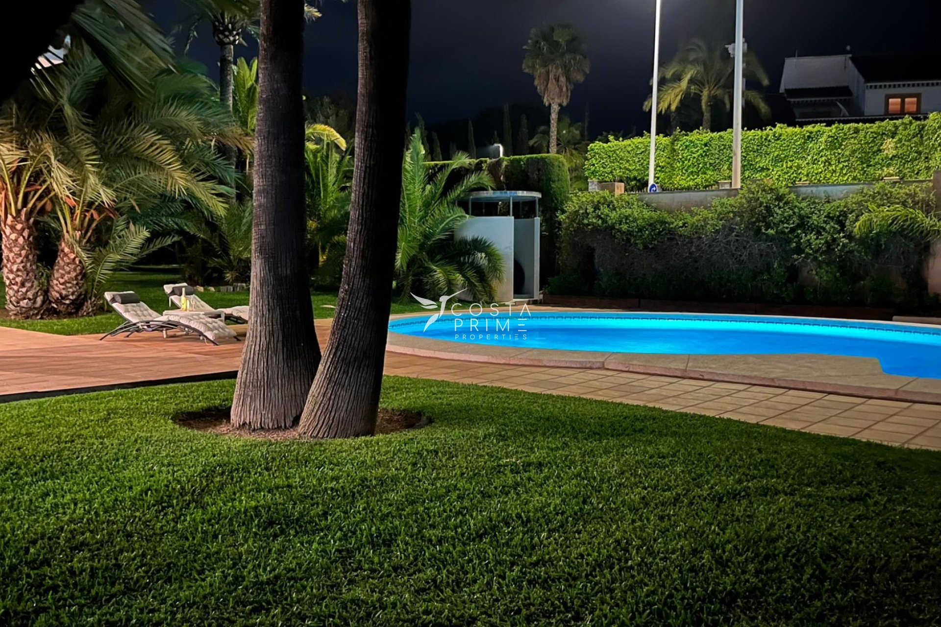 Újraértékesítés - Villa  - Benidorm