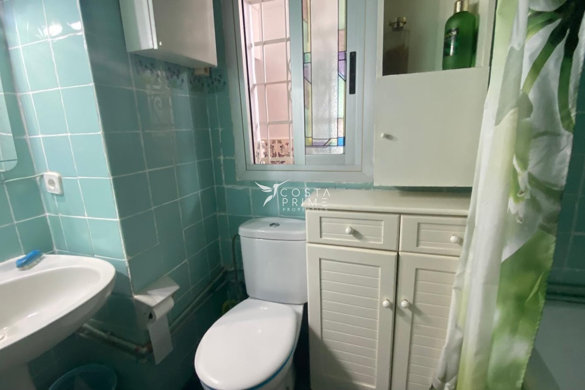 Újraértékesítés - Villa  - Benidorm