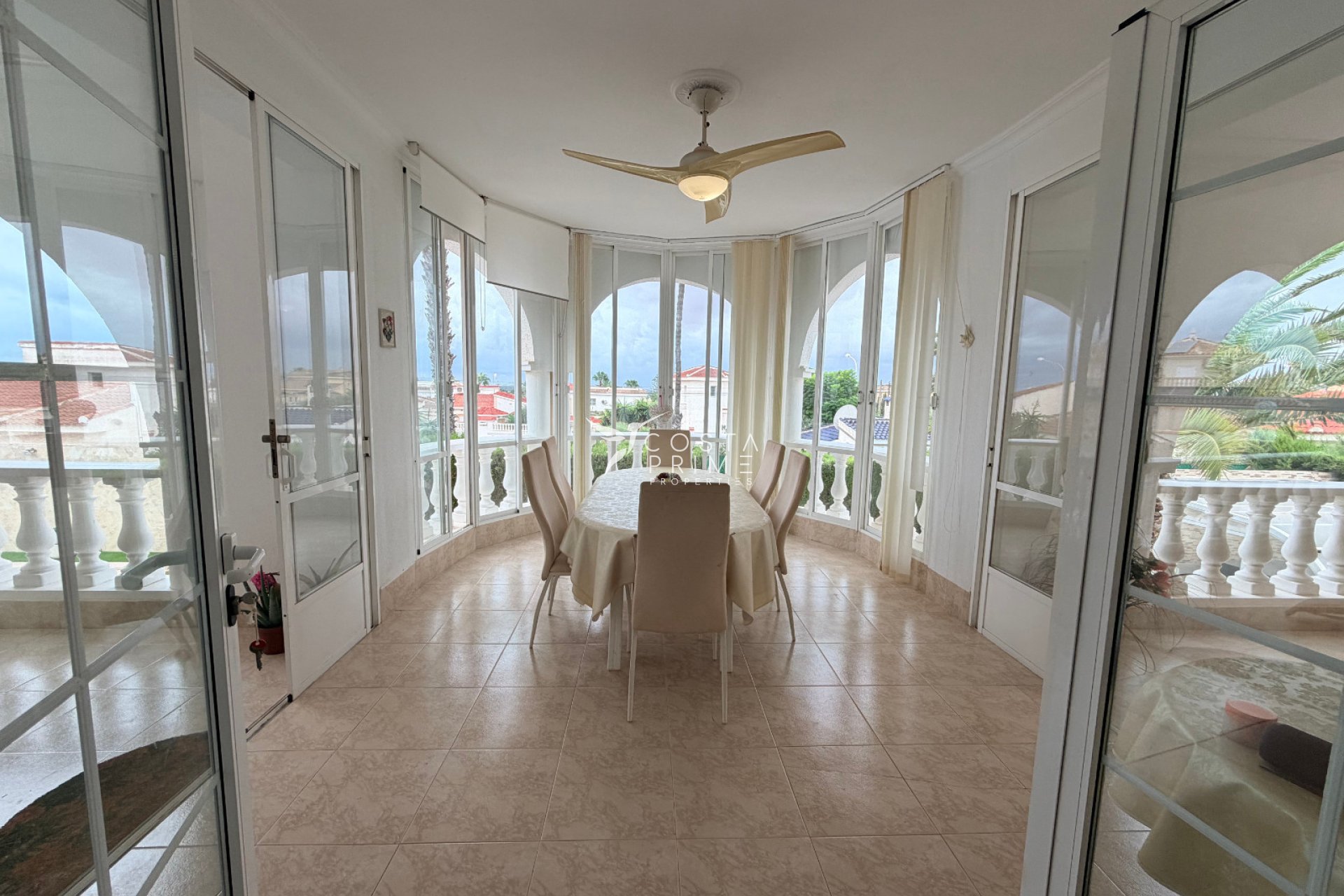 Újraértékesítés - Villa  - Ciudad Quesada