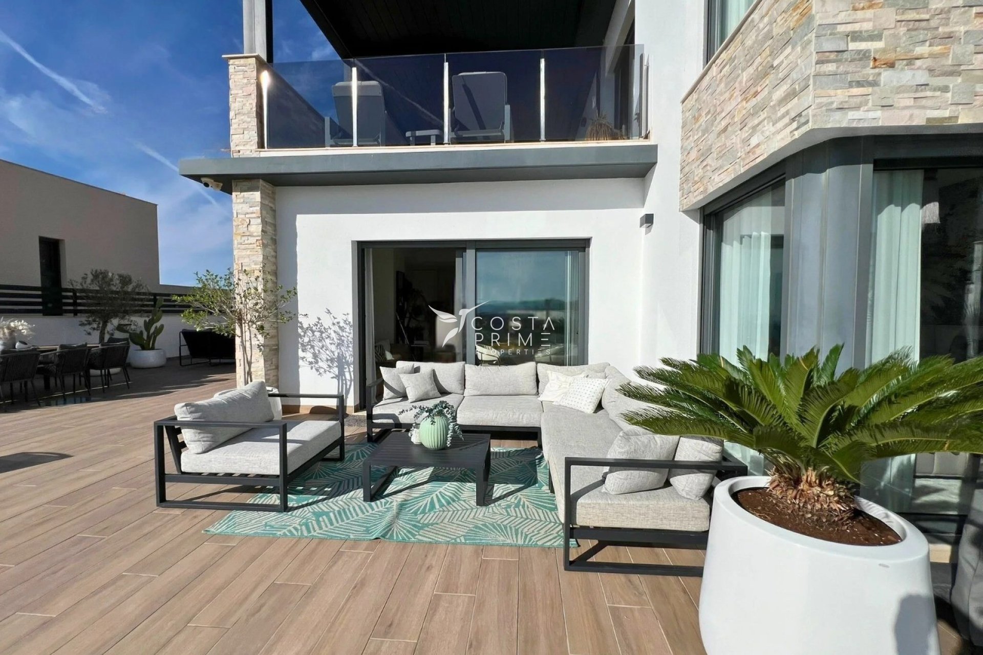 Újraértékesítés - Villa  - Finestrat