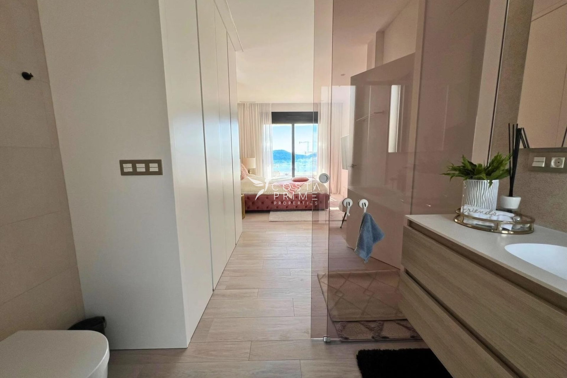 Újraértékesítés - Villa  - Finestrat