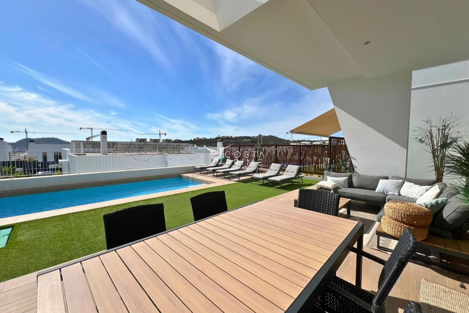 Újraértékesítés - Villa  - Finestrat