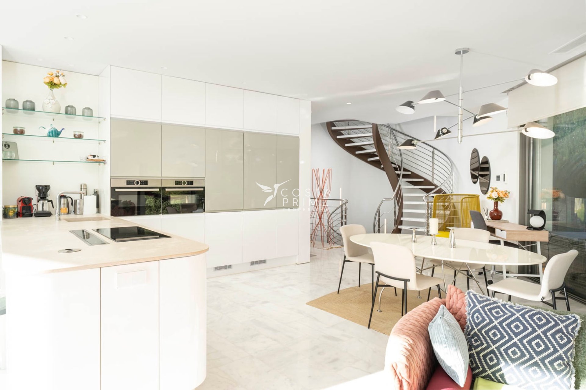 Újraértékesítés - Villa  - Finestrat