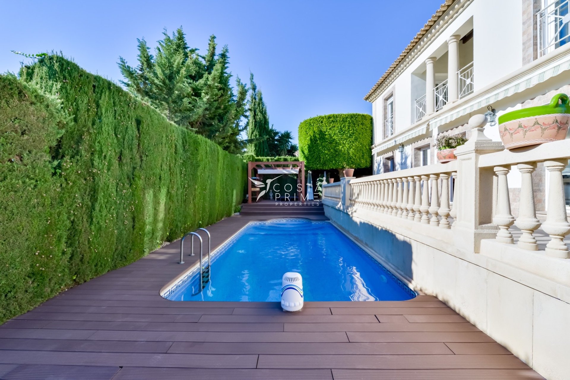 Újraértékesítés - Villa  - Finestrat