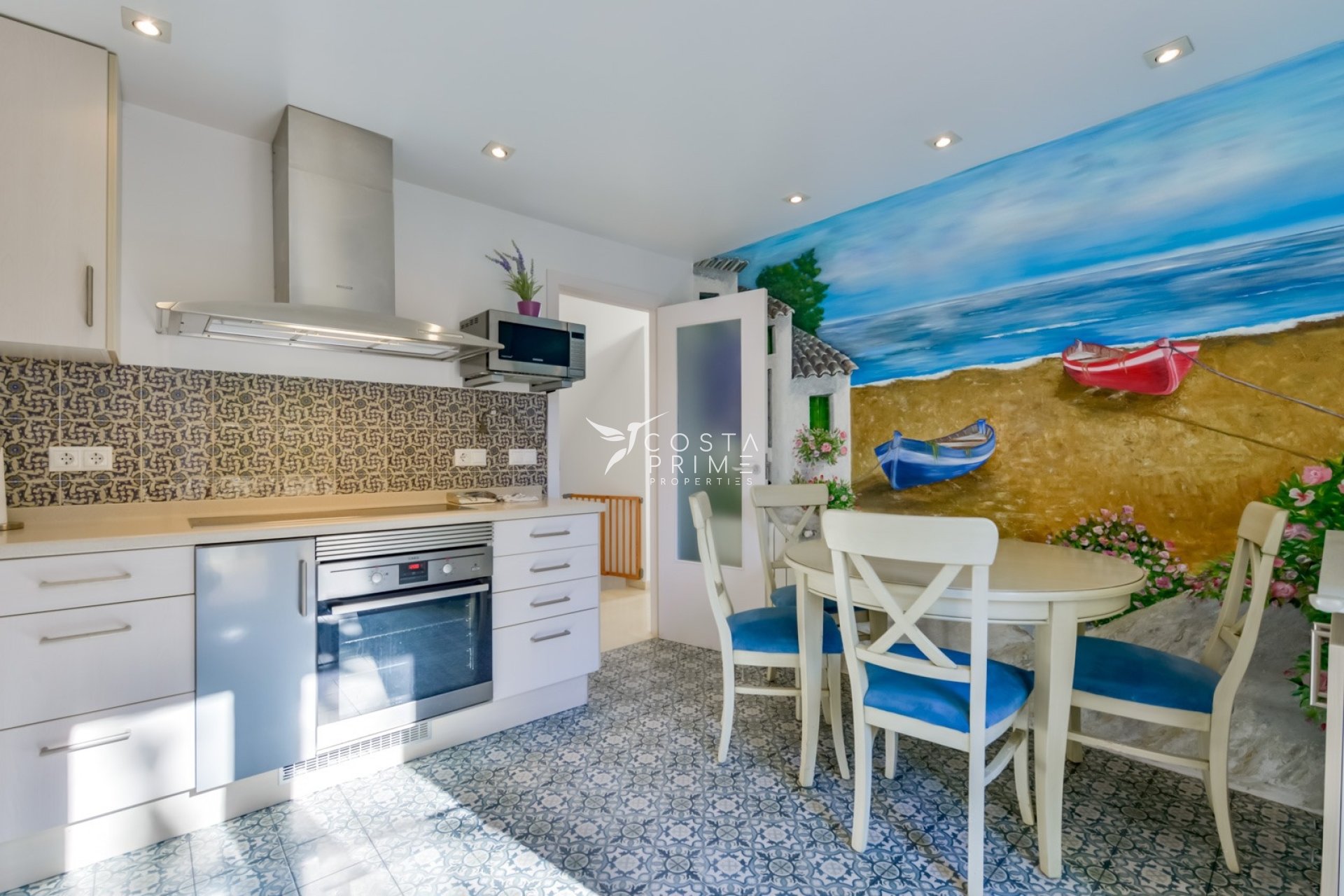 Újraértékesítés - Villa  - Finestrat