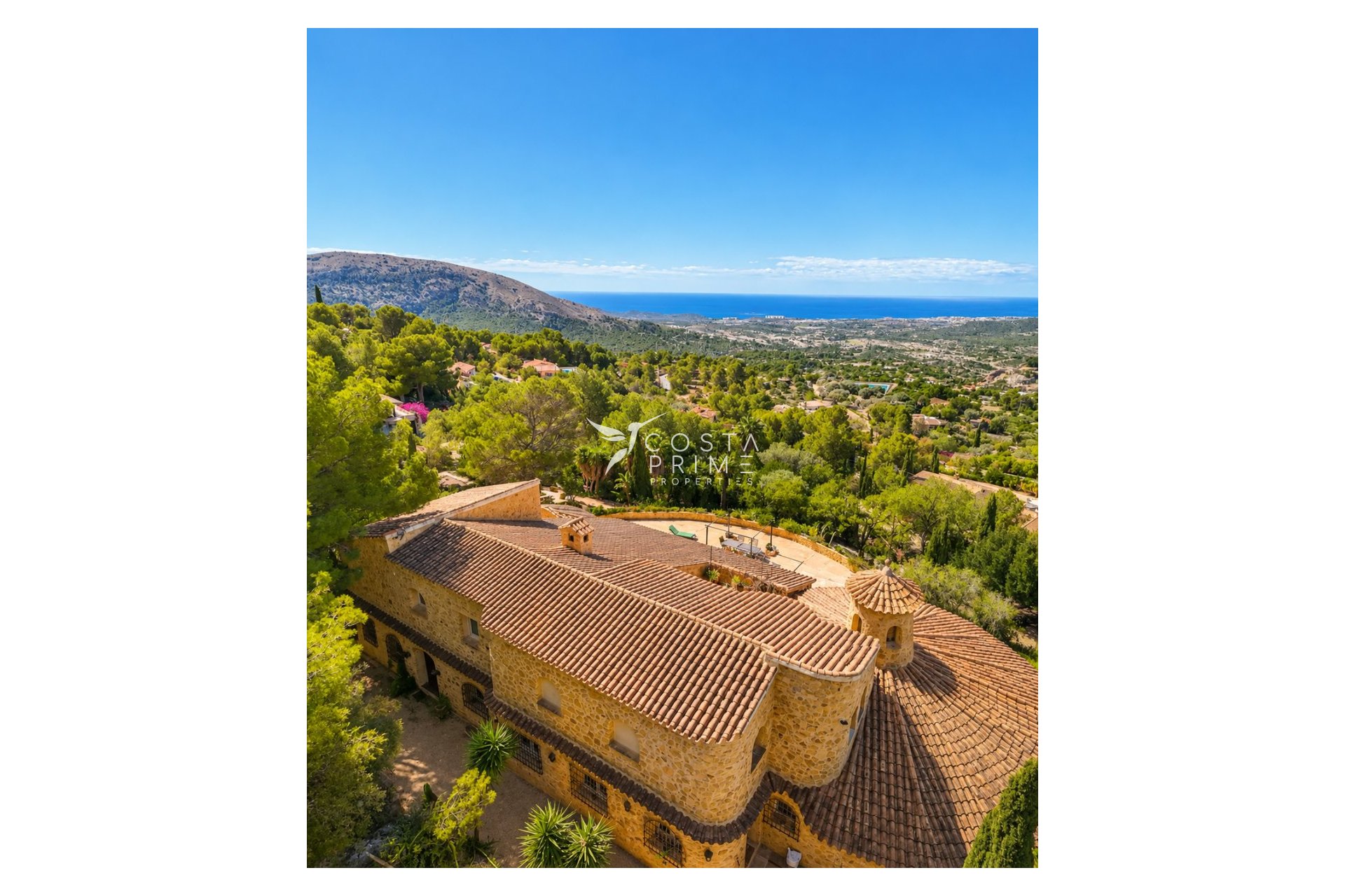 Újraértékesítés - Villa  - Finestrat