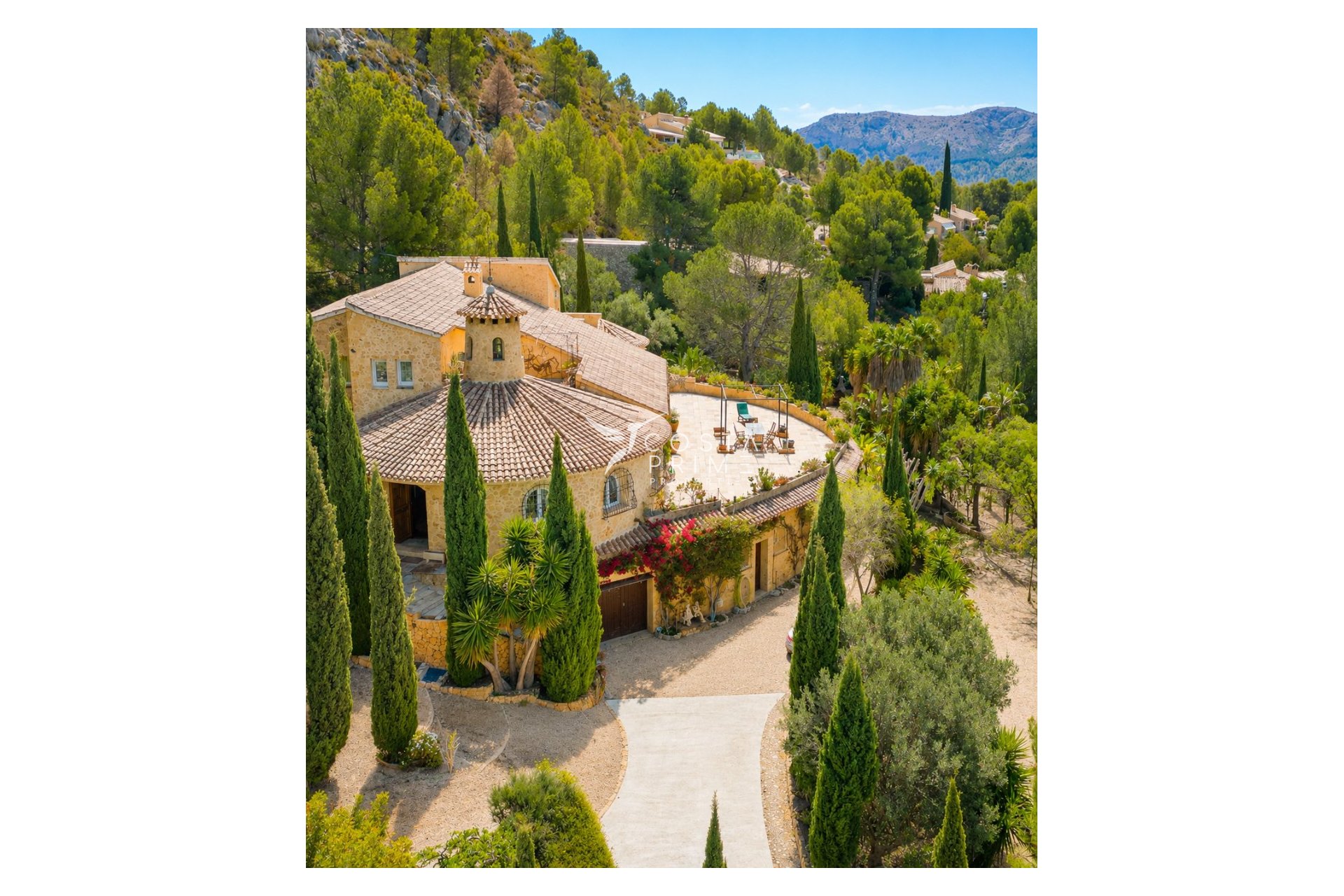 Újraértékesítés - Villa  - Finestrat