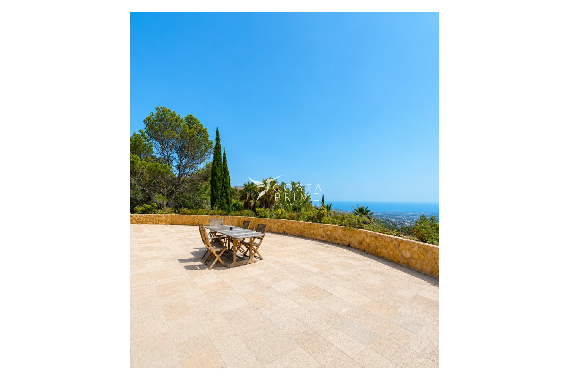 Újraértékesítés - Villa  - Finestrat