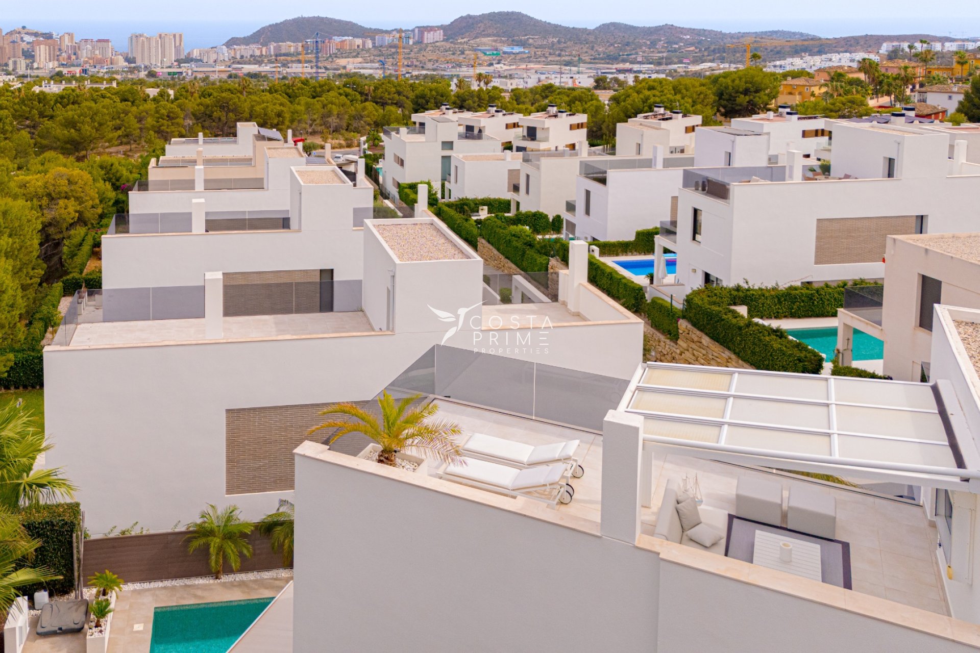 Újraértékesítés - Villa  - Finestrat