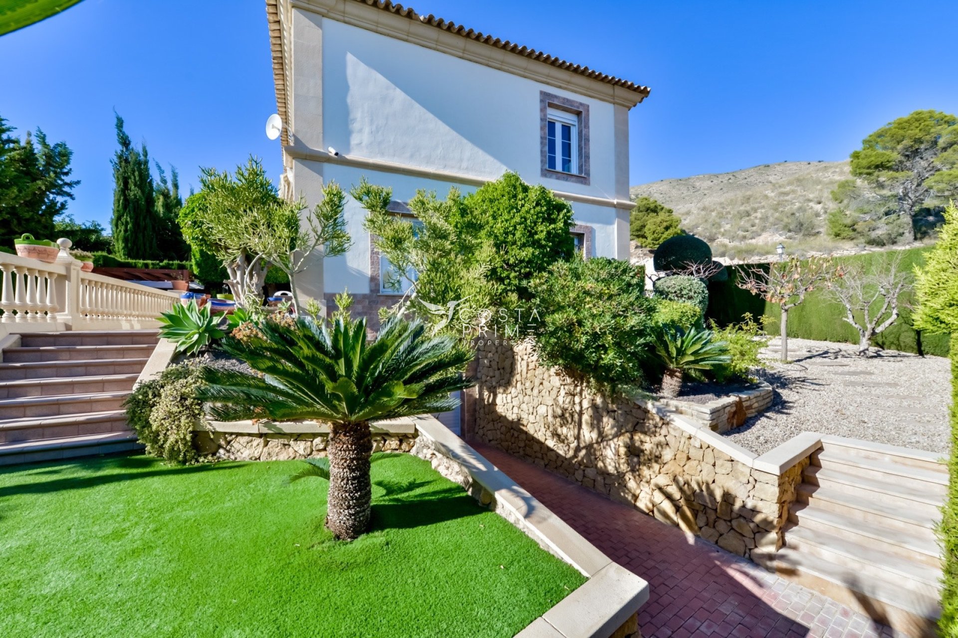 Újraértékesítés - Villa  - Finestrat