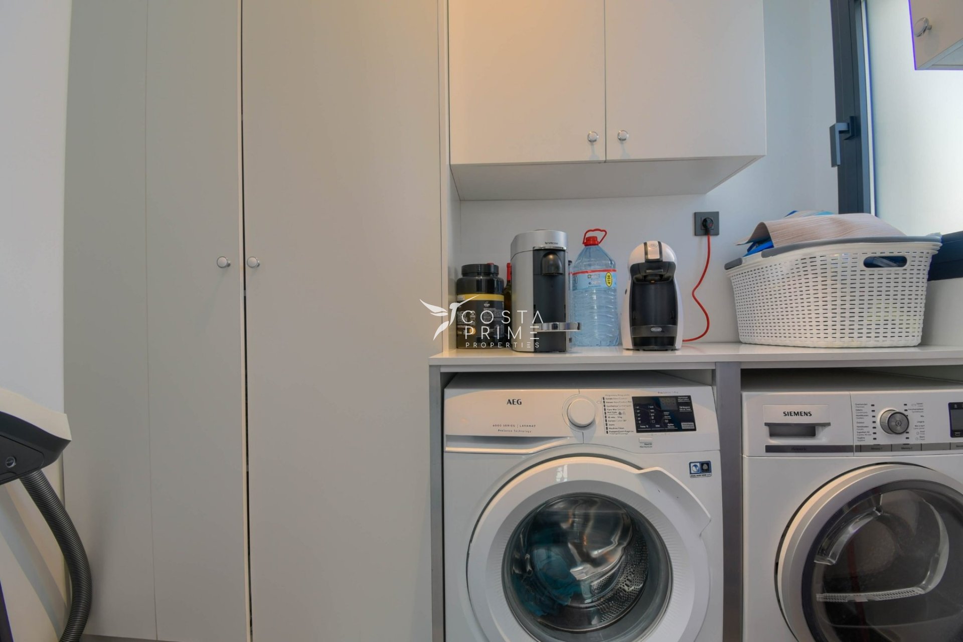 Újraértékesítés - Villa  - Finestrat