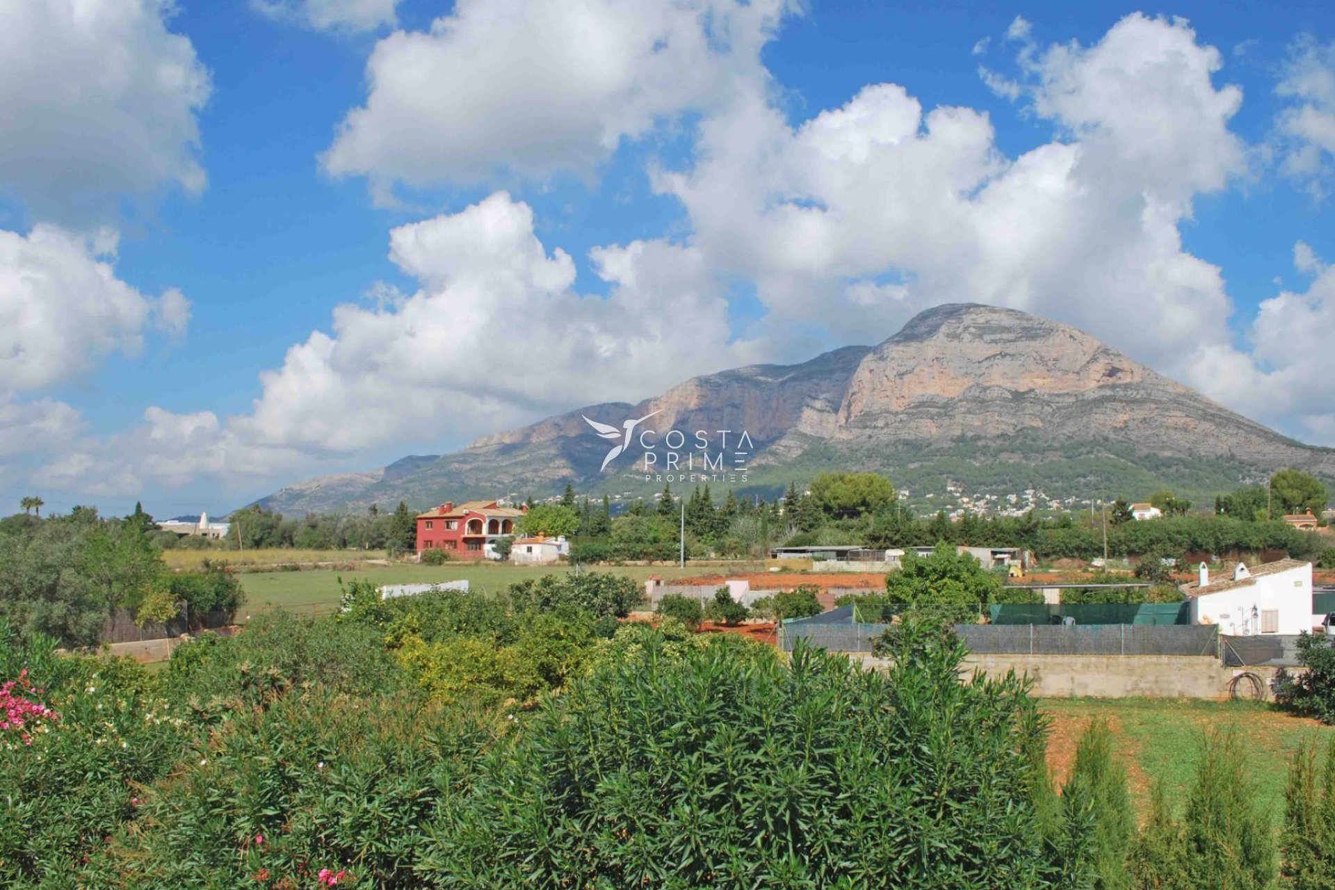 Újraértékesítés - Villa  - Jávea