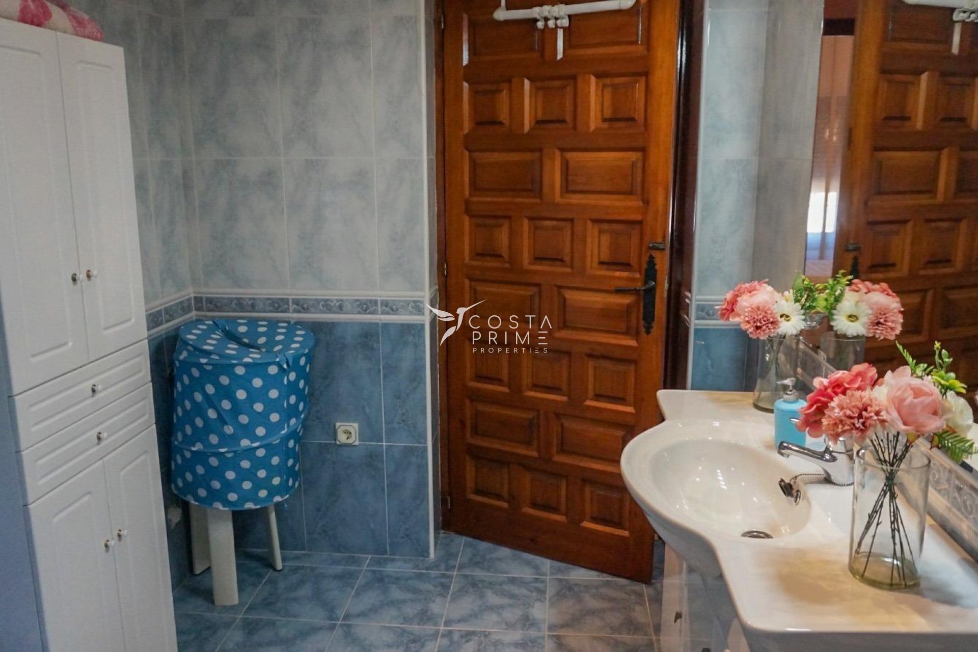 Újraértékesítés - Villa  - La Nucía