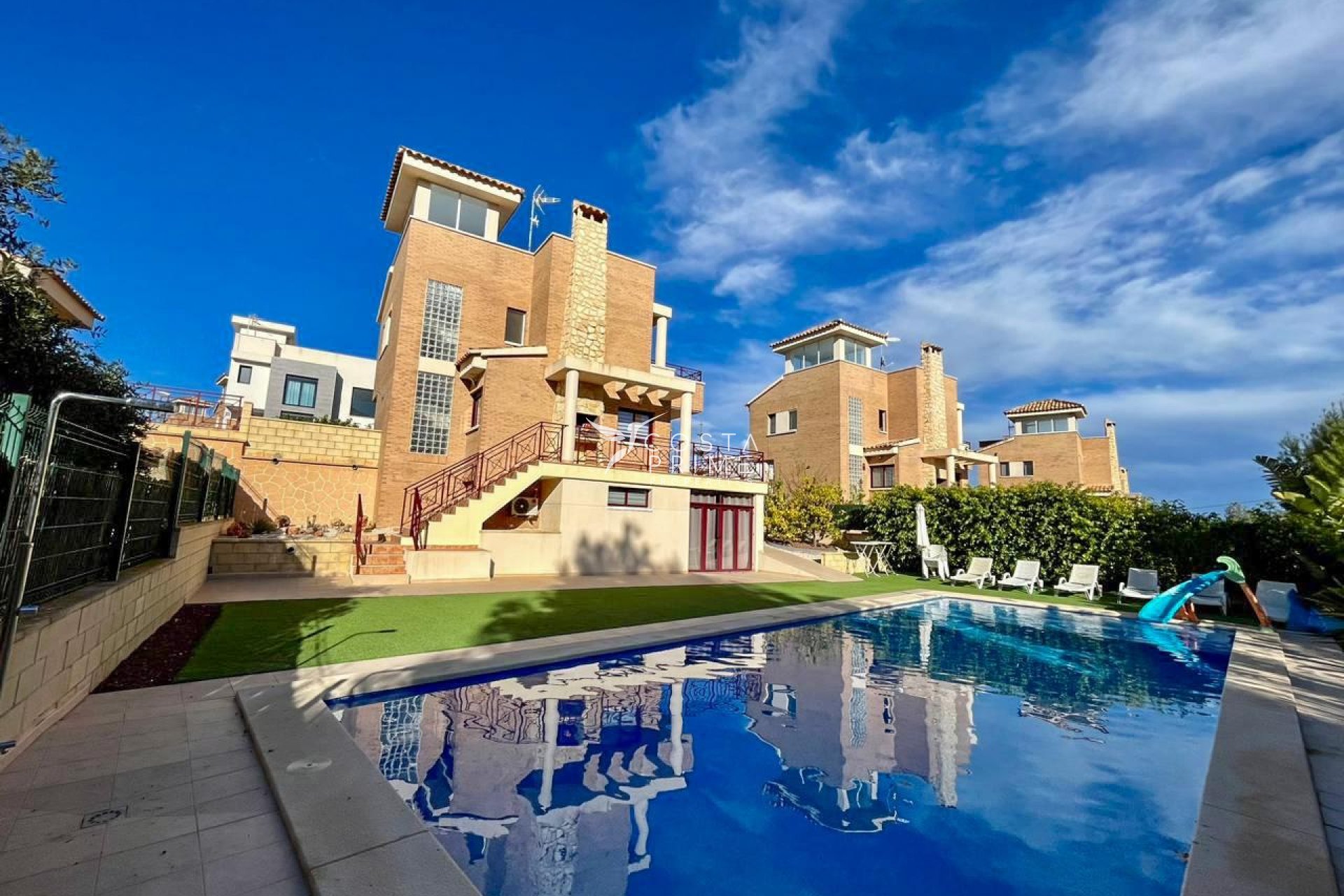 Újraértékesítés - Villa  - La Nucía