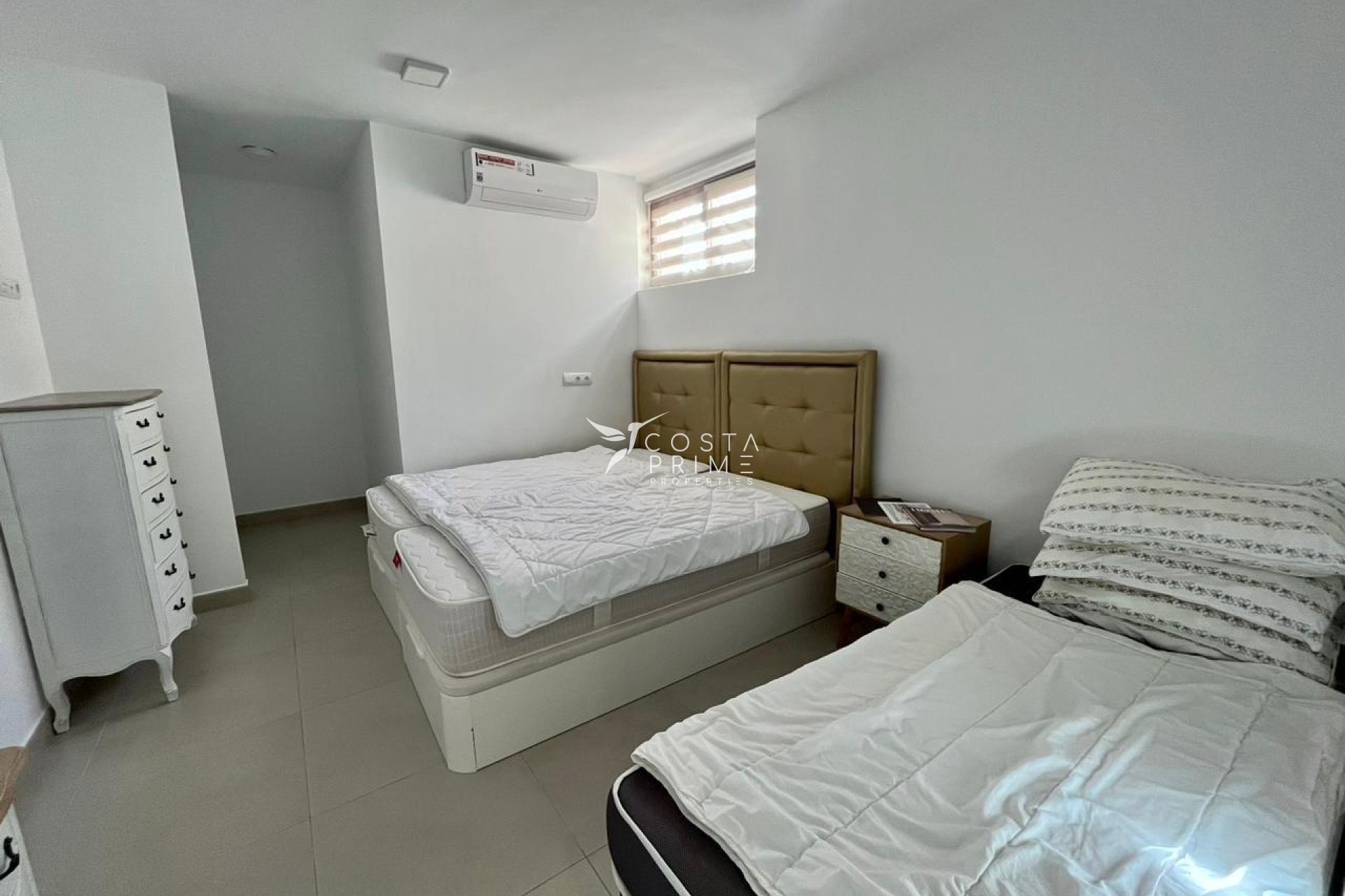 Újraértékesítés - Villa  - La Nucía