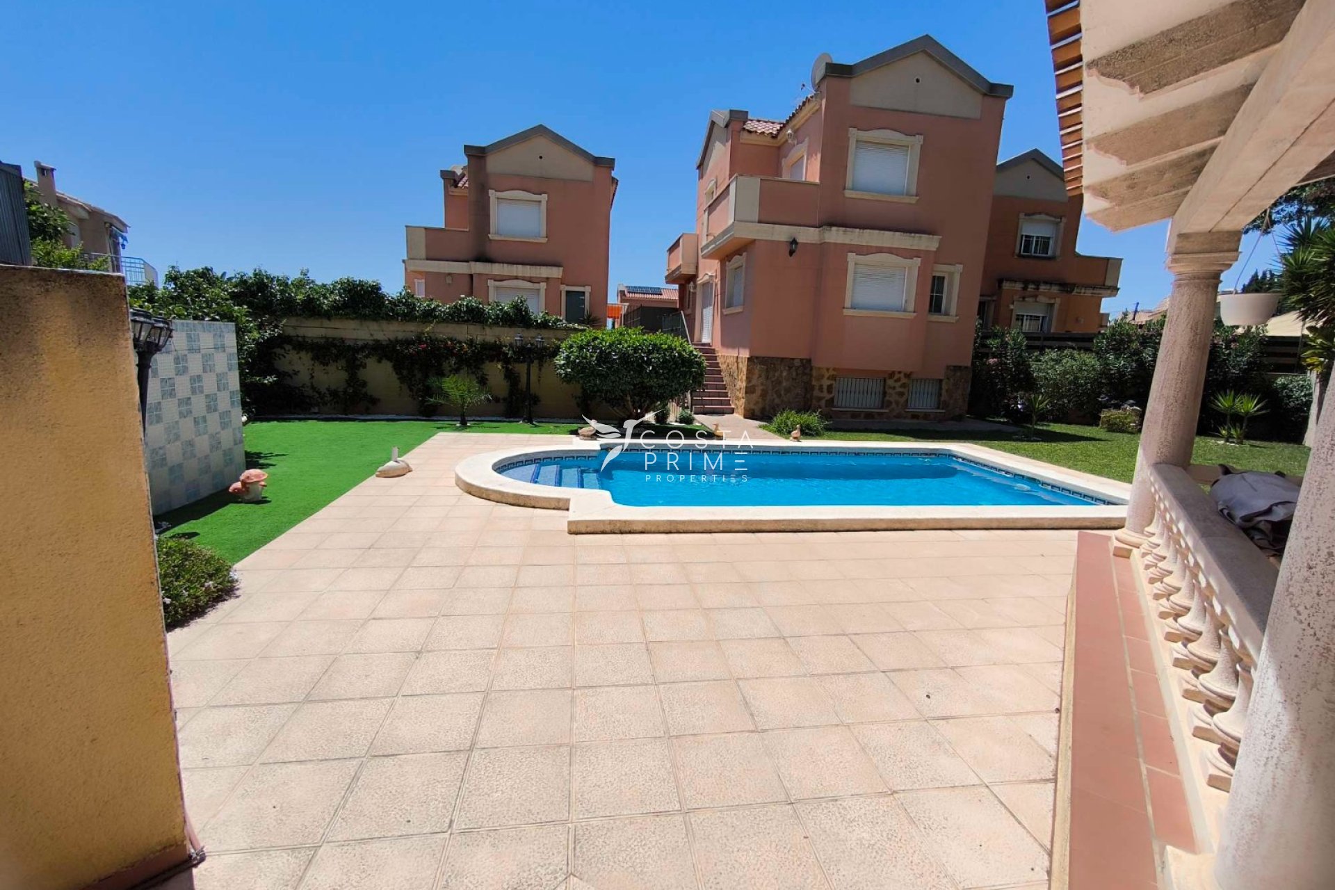 Újraértékesítés - Villa  - La Nucía