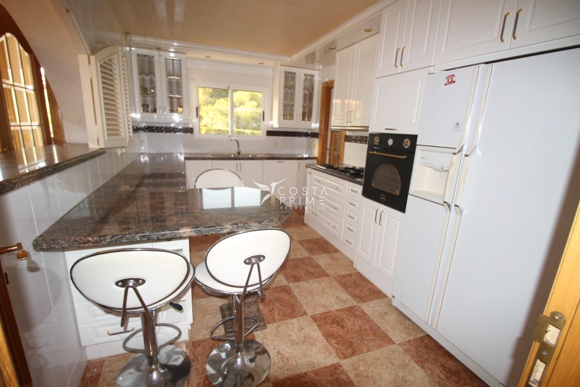 Újraértékesítés - Villa  - La Nucía