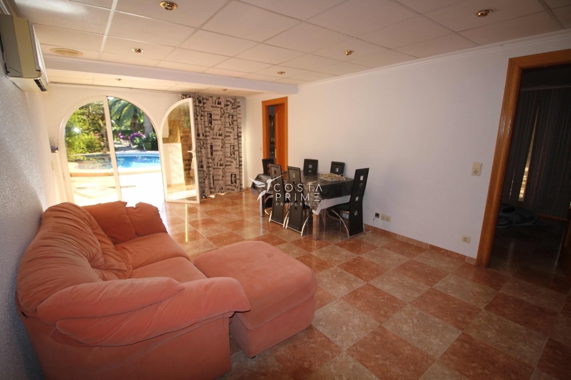 Újraértékesítés - Villa  - La Nucía