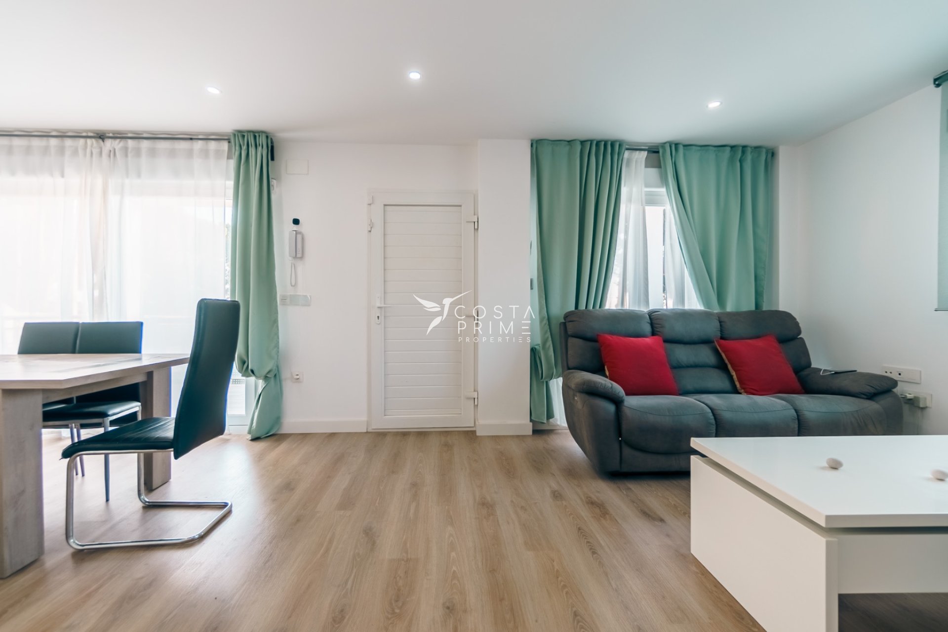 Újraértékesítés - Villa  - La Nucía