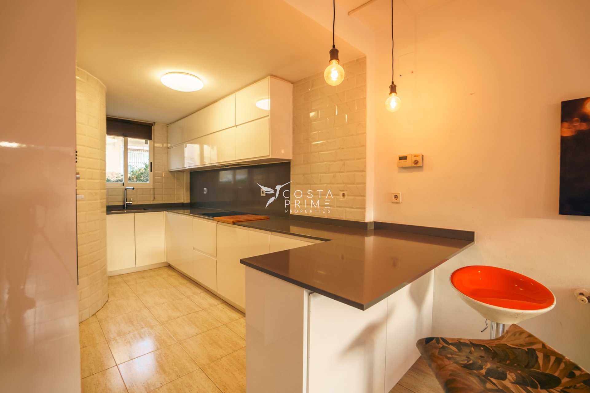 Újraértékesítés - Villa  - La Nucía