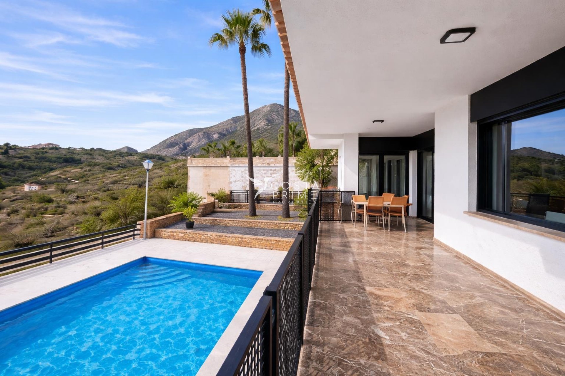 Újraértékesítés - Villa  - La Nucía