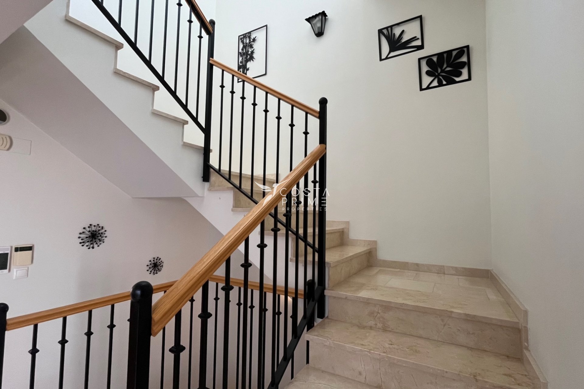 Újraértékesítés - Villa  - La Nucía