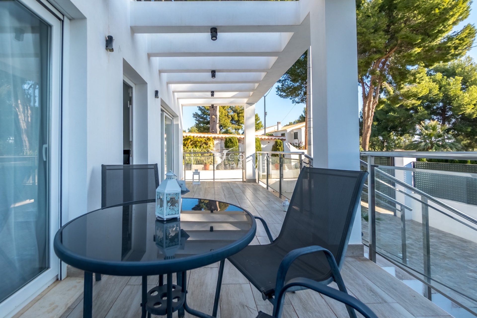 Újraértékesítés - Villa  - La Nucía