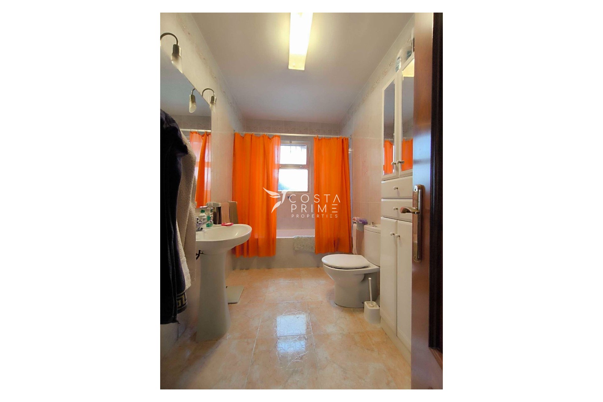 Újraértékesítés - Villa  - La Nucía