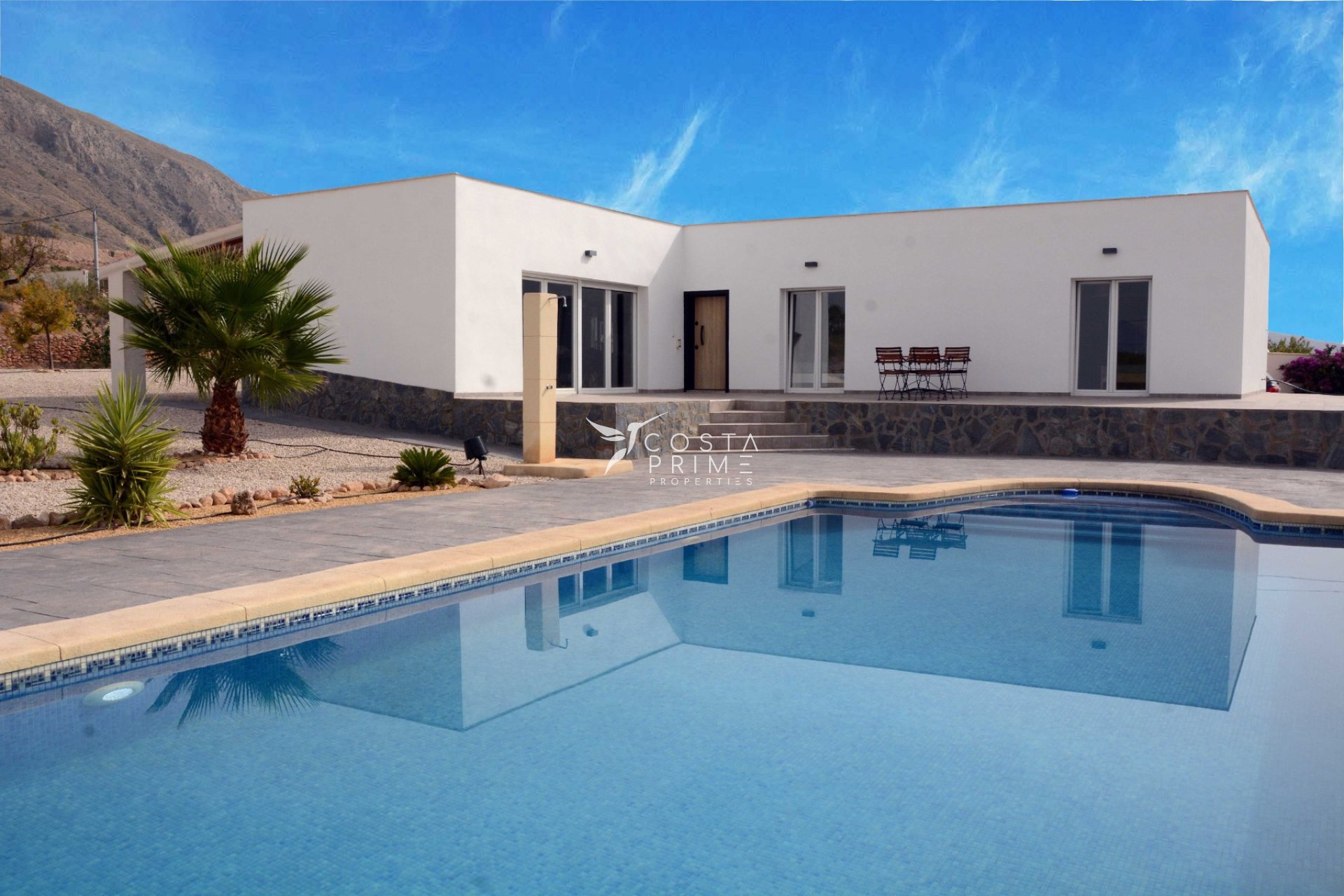 Újraértékesítés - Villa  - Macisvenda